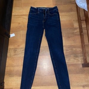2 pairs of American Eagle Outfitters both Womens 0